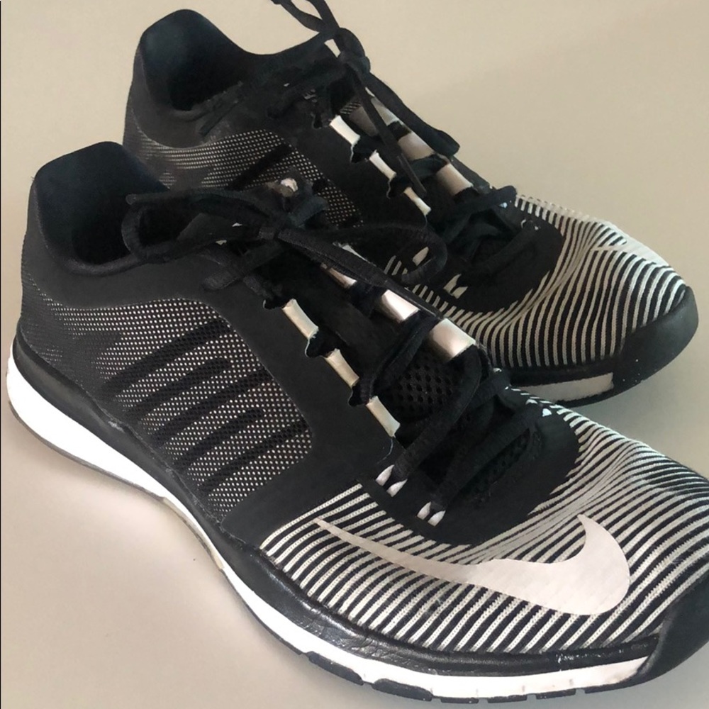 NIKE Zoom Speed TR